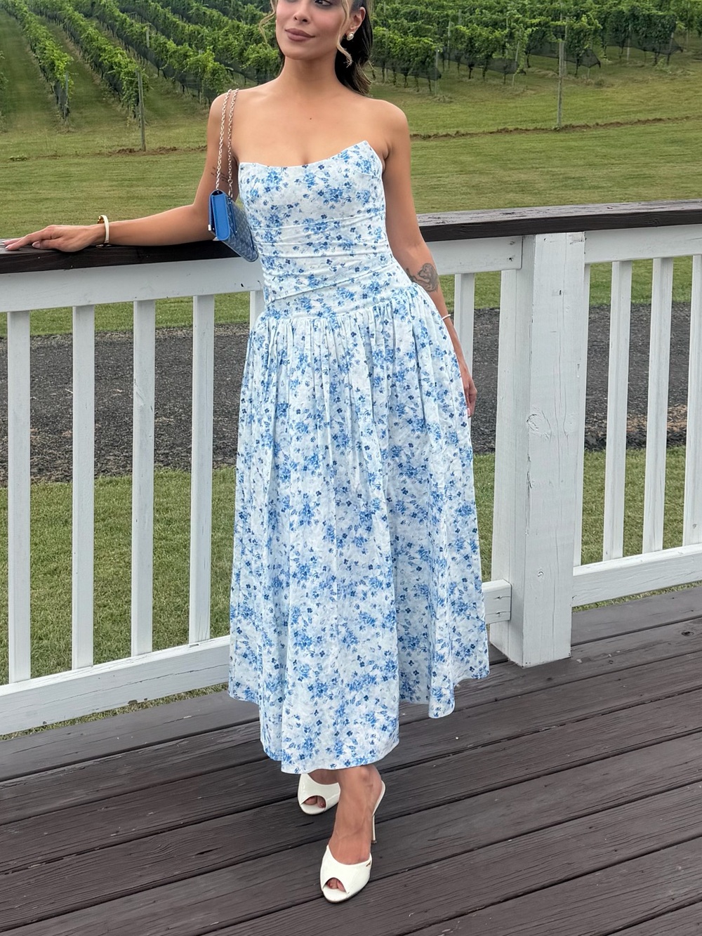 Miss Circle Strapless Blue Floral Midi Dress
